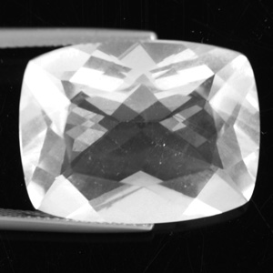 พลอยร้านเจมส์อินเลิฟ , GemInLove Gemstone