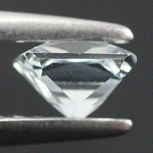 พลอยร้านเจมส์อินเลิฟ , GemInLove Gemstone