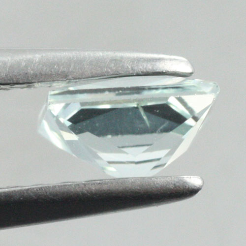 พลอยร้านเจมส์อินเลิฟ , GemInLove Gemstone