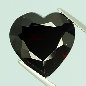 พลอยร้านเจมส์อินเลิฟ , GemInLove Gemstone