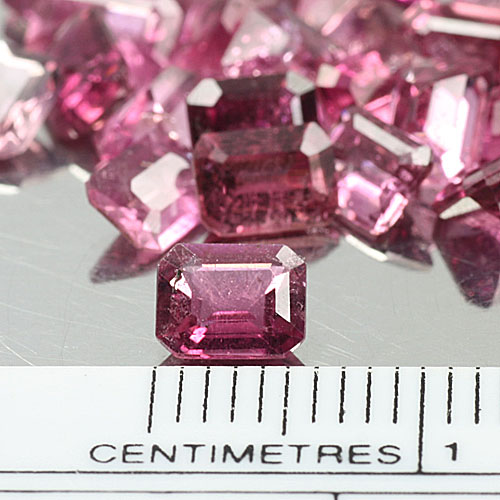 พลอยร้านเจมส์อินเลิฟ , GemInLove Gemstone 