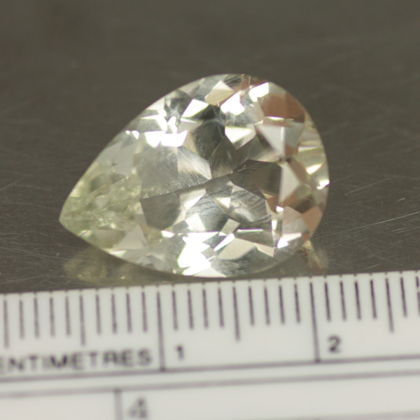 พลอยร้านเจมส์อินเลิฟ , GemInLove Gemstone