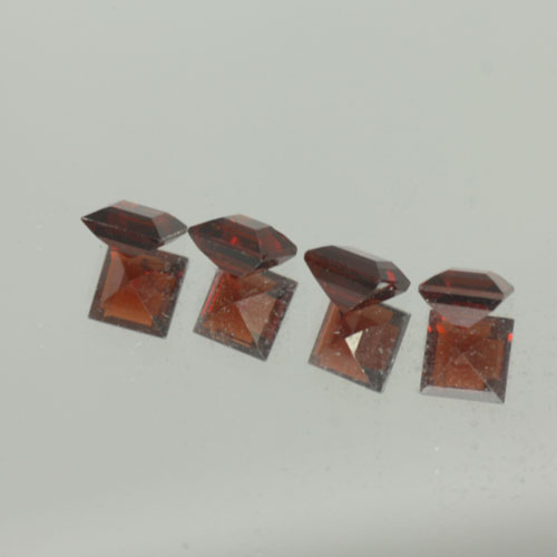 พลอยร้านเจมส์อินเลิฟ , GemInLove Gemstone