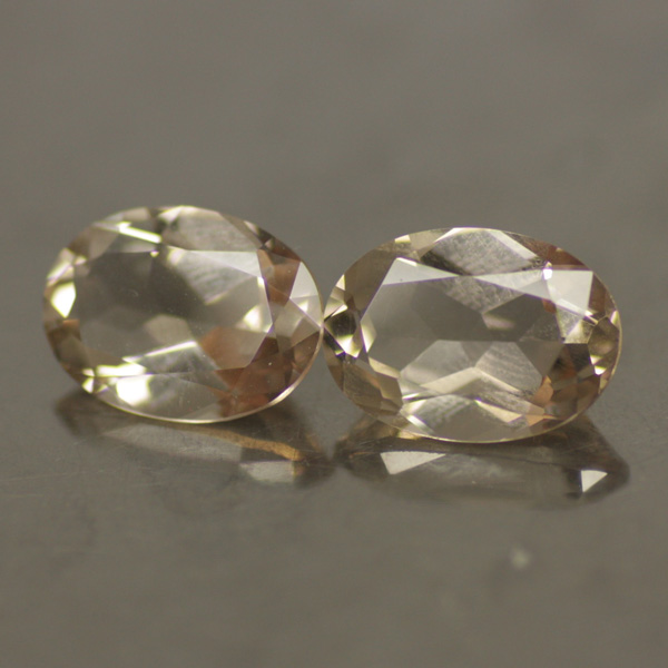 พลอยร้านเจมส์อินเลิฟ , GemInLove Gemstone