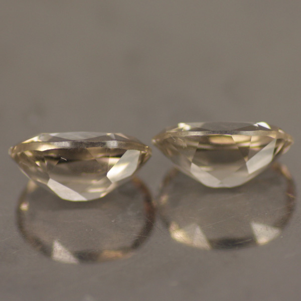 พลอยร้านเจมส์อินเลิฟ , GemInLove Gemstone 