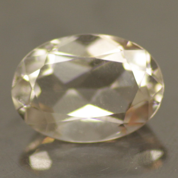 พลอยร้านเจมส์อินเลิฟ , GemInLove Gemstone