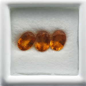 พลอยร้านเจมส์อินเลิฟ , GemInLove Gemstone 