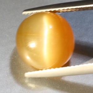 Yellow Sapphire Gemstone